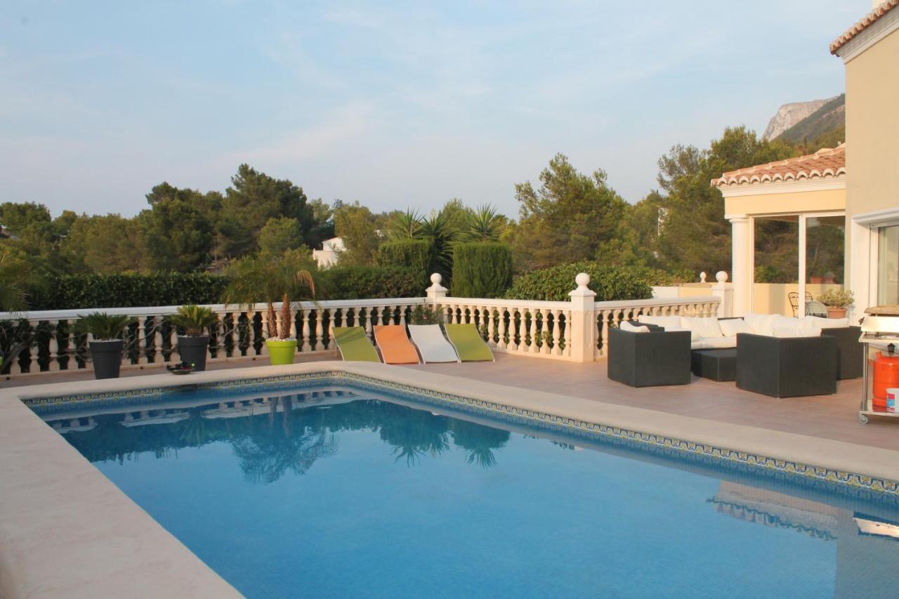 Villa Luxueuse דניה מראה חיצוני תמונה